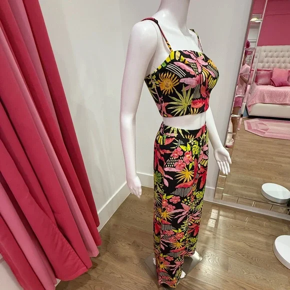 Tropical Print Two-Piece Set Adjustable Cami and Wide Leg Lined Pants w/ Pockets - Picture 8 of 9